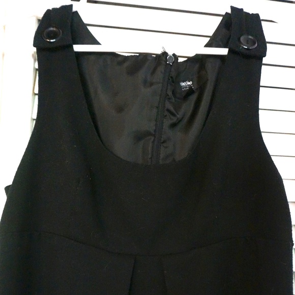 Black Sleeveless Knee-Length Wool Jumper - Picture 1 of 4